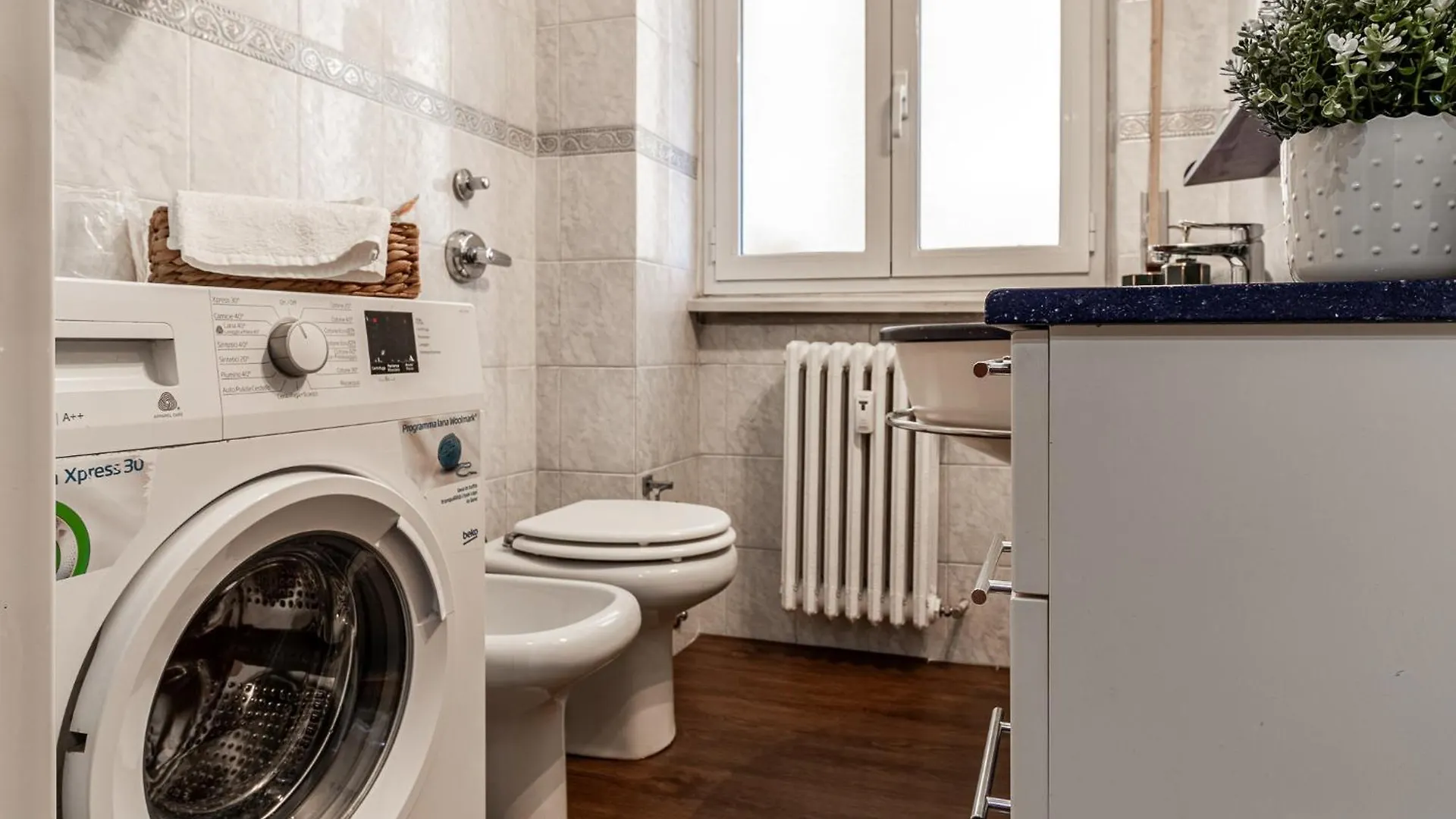 Policlinico San Donatom3 Suite Duomo 30Minuti San Donato Milanese Appartamento